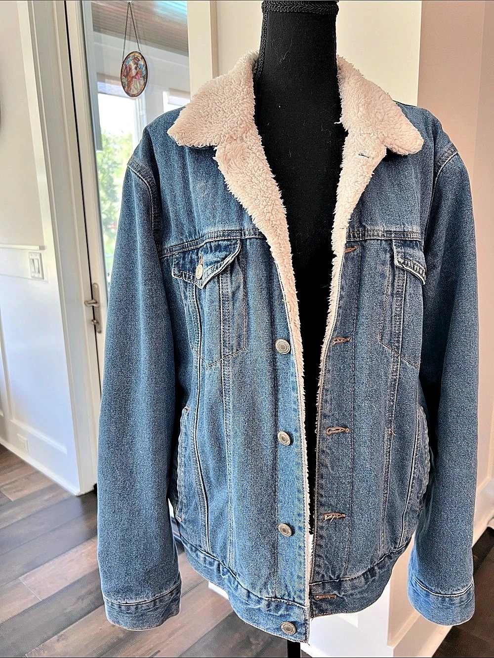 Sunrise Kingdom Sherpa Lined Denim Jacket in Blue & Cream Size Large